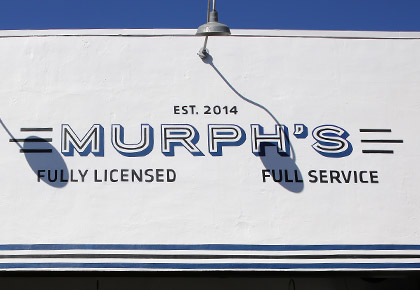 Murph's logo