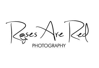 Created a logo and branding for wedding photography company